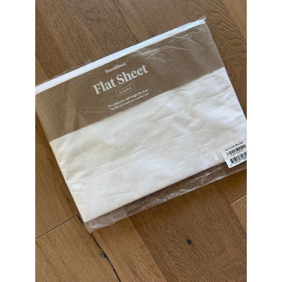 New Brooklinen Percale Classic Flat Sheet White Size Queen - Picture 1 of 1